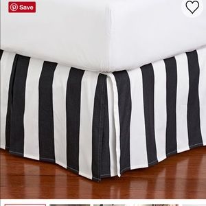 PBTeen Emily and Merritt bedskirt